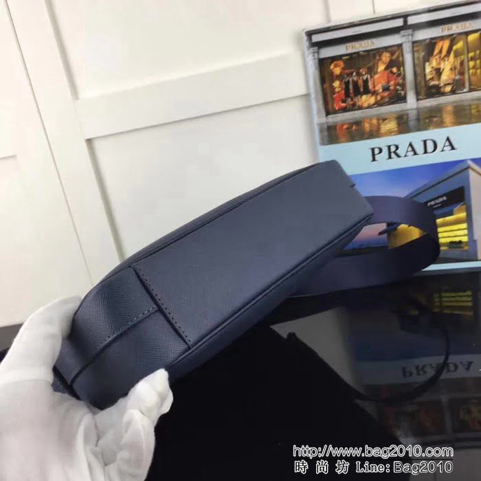 普拉達PRADA原單 PRADA最新款2VH014藍色 男士單肩斜挎包 官網同步 PHY1637